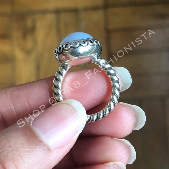 Pandora  Chalcedony Rare Retired ring - Picture 3 of 3